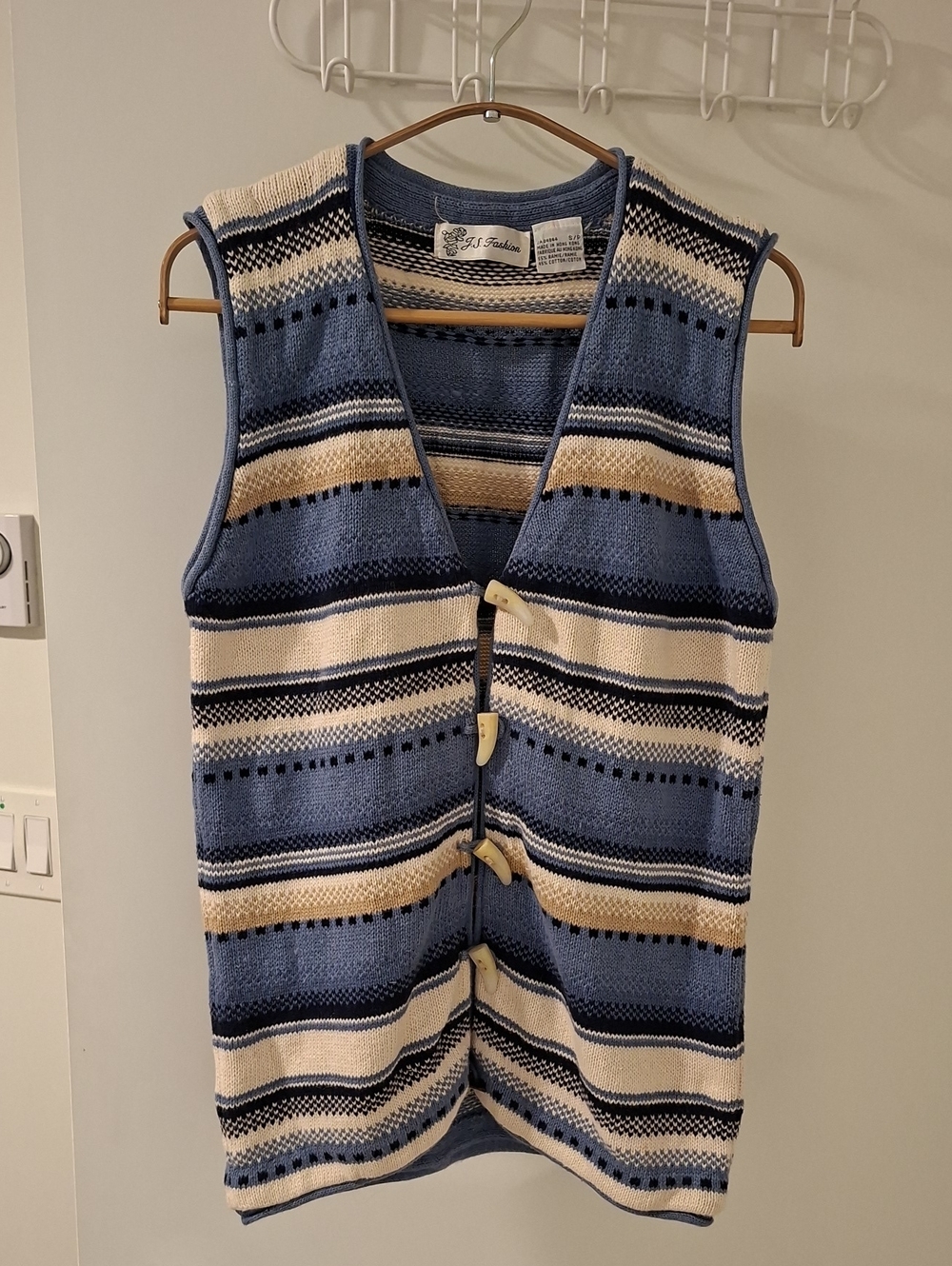 Vintage 90s/00s Cotton/Ramie Blue/Beige Striped Knit Vest Toggle Buttons(Size S)